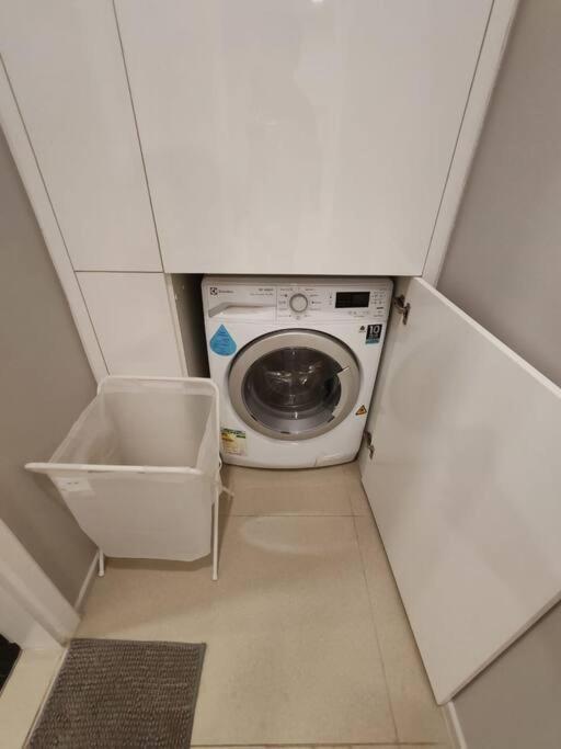 Apartment Mont Kiara Arcoris 163 Kuala Lumpur