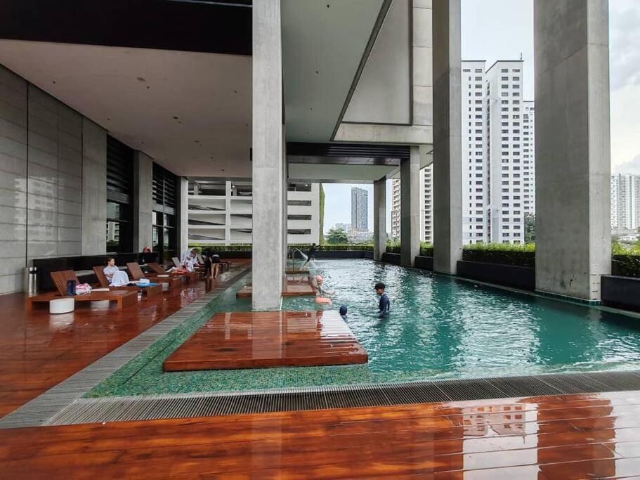 Apartment Mont Kiara Arcoris 163